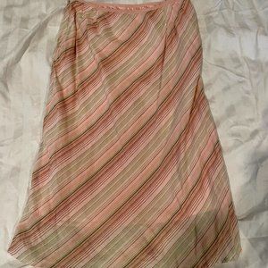 Guess jeans-Cotton skirt. Size XS. Color-pink, green, and white.
